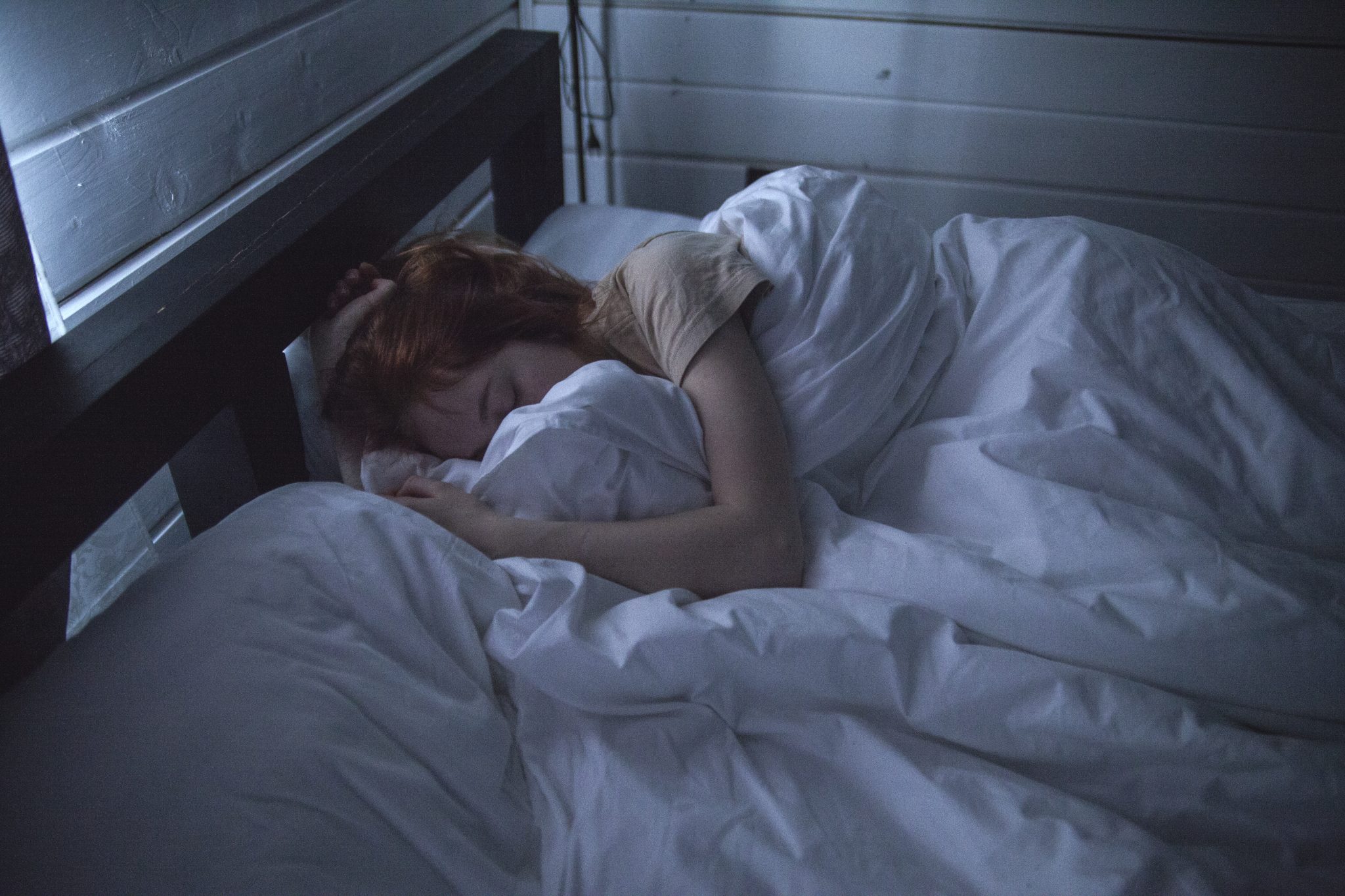 how to break the cycle of waking up in the middle of the night